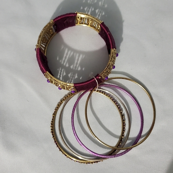 Set of 5 Purple and Gold Bangle Bracelets New Without Tags - Picture 5 of 8